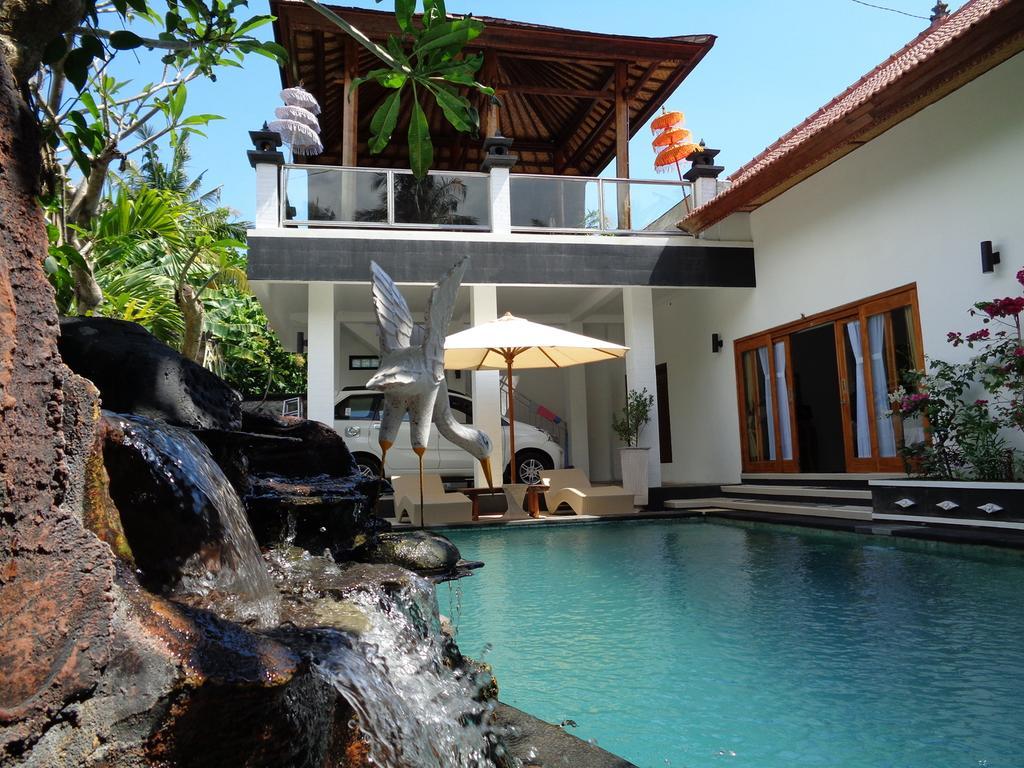 Yin Yang Villa Lovina (Bali) Exterior photo